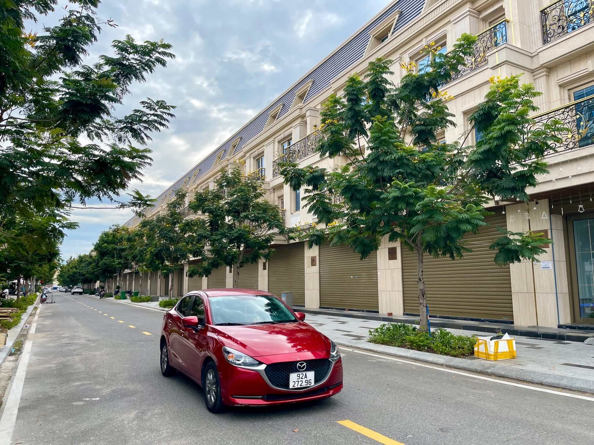 Dịch vụ cho thuê xe tự lái Mazda 2 tại Đà Nẵng của Hoàng Phú An 