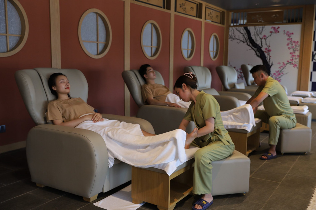 Làm đẹp tại khu spa tại mikazuki