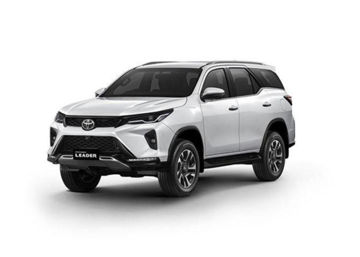 TOYOTA FORTUNER AT