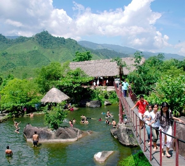 Vé gói Nạp khí công viên suối khoáng nóng Núi Thần Tài Đà Nẵng