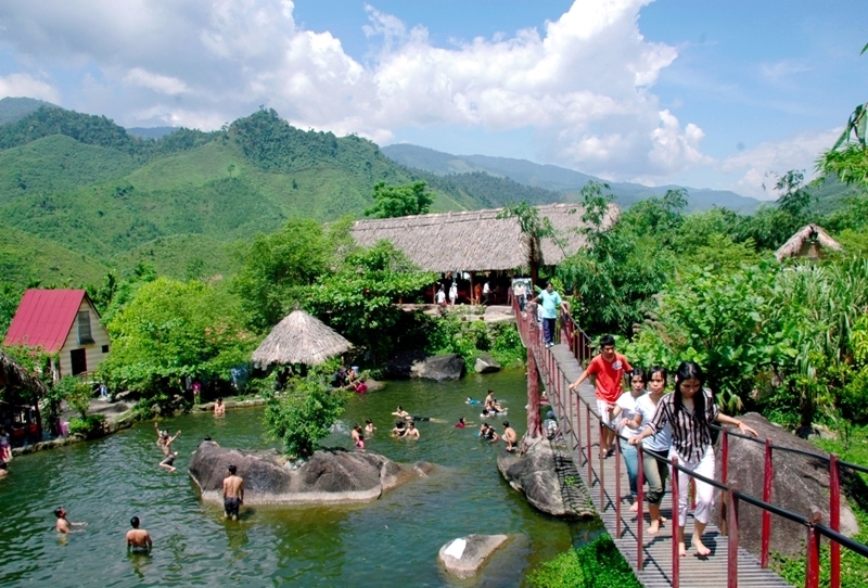 tour Núi Thần Tài Đà Nẵng
