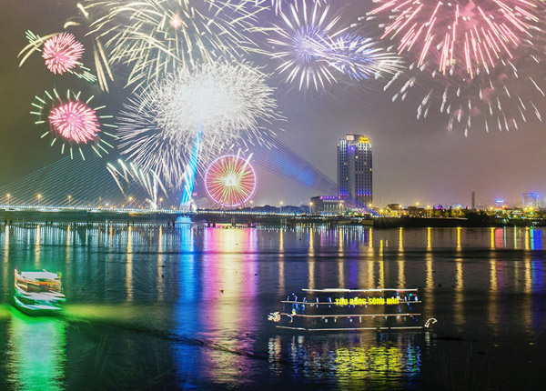 Mua vé du thuyền xem pháo hoa quốc tế Đà Nẵng DIFF 2025