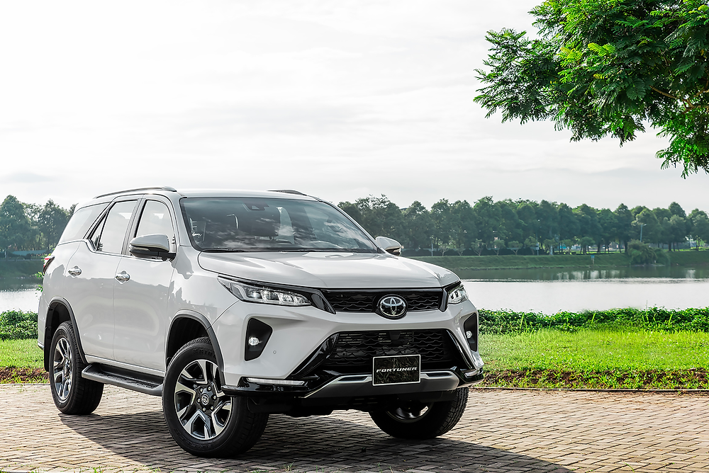 Thuê xe 7 chỗ Đà Nẵng-Toyota Fortuner