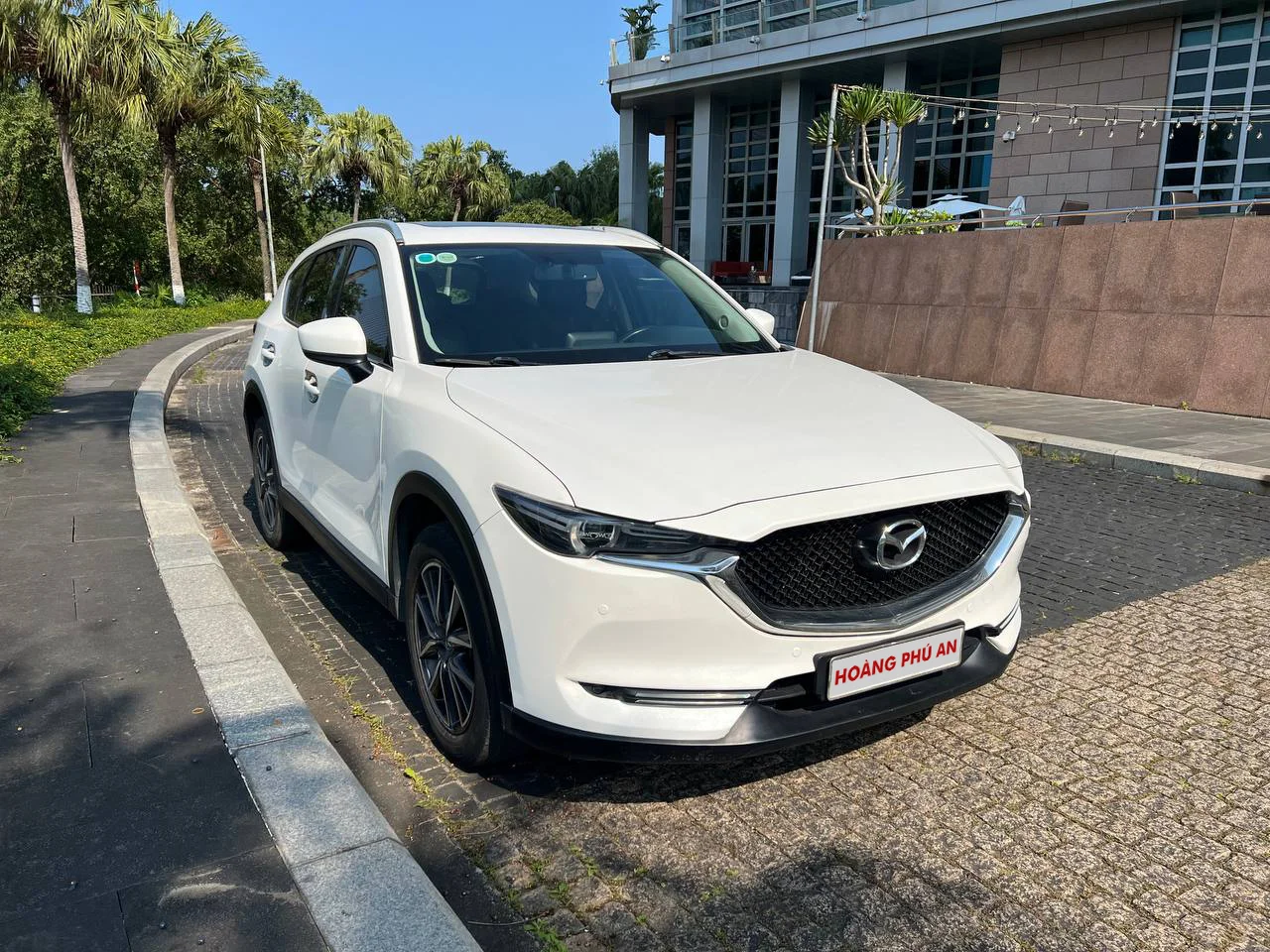 Thuê xe tự lái MAZDA CR5 tại Đà Nẵng của Hoàng Phú An