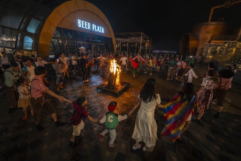 Trải Nghiệm Đêm Tại Ba Na By Night