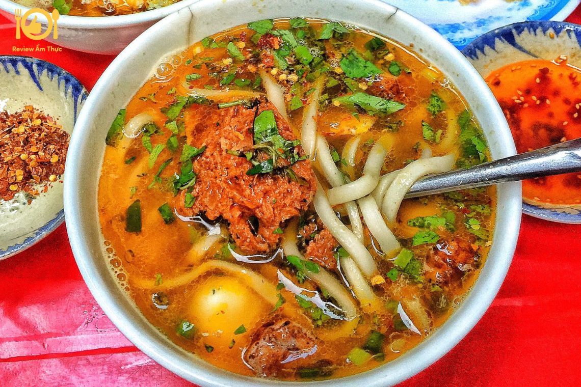 1. Các món bánh canh - Ẩm thực Huế