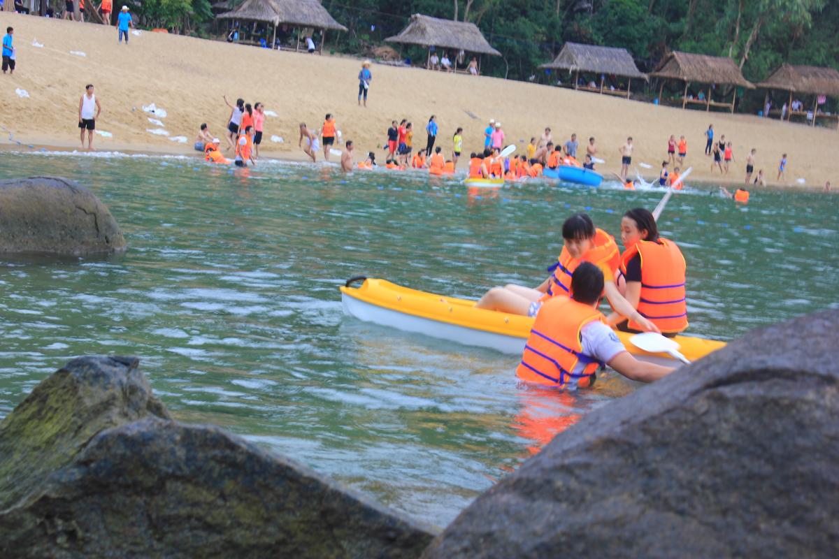 Teambuilding Đà Nẵng tại Vịnh Cát Vàng