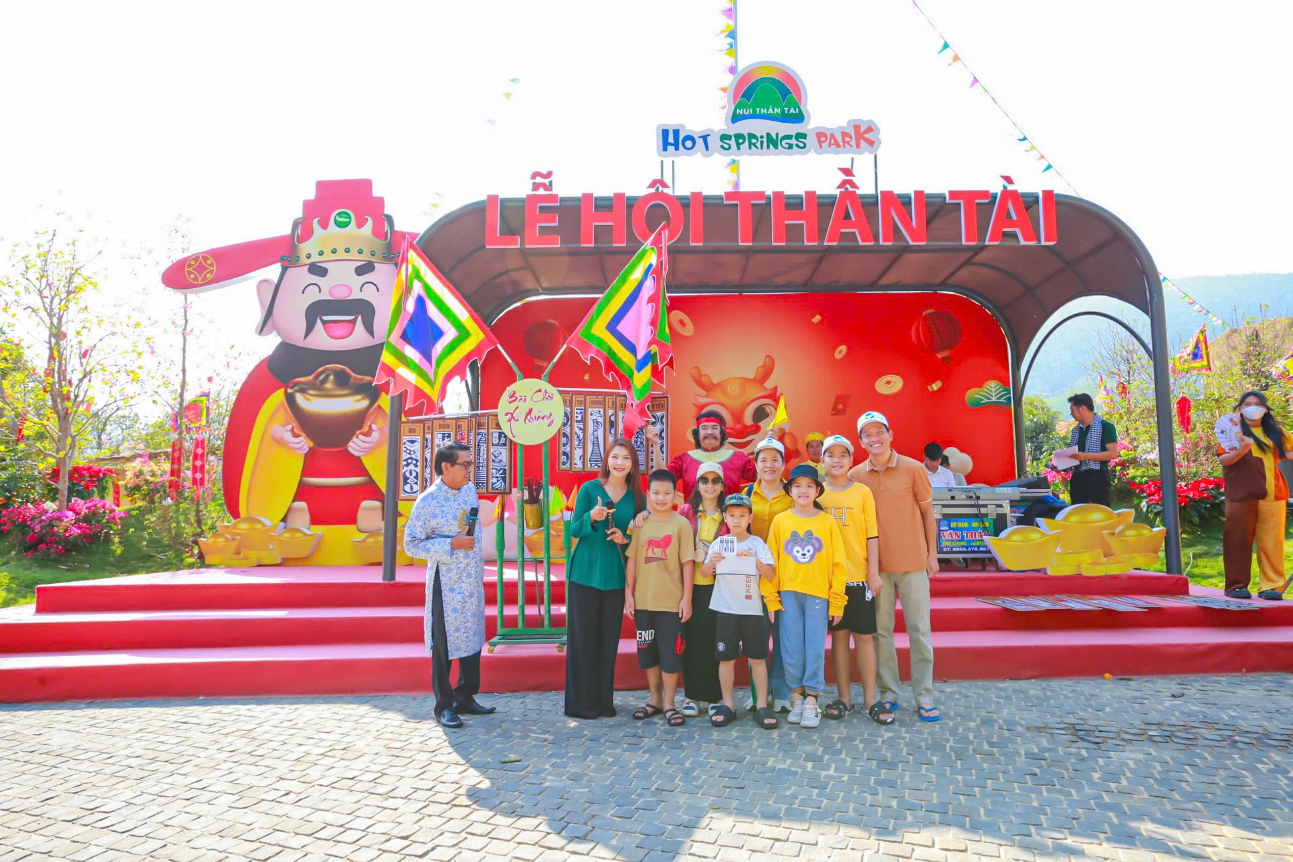 lễ hội thần tài công viên suối khoáng nóng Thần Tài Đà Nẵng